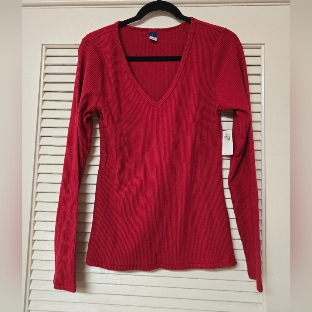 Old Navy - (NWT) Red Ribbed Long-Sleeve Top
